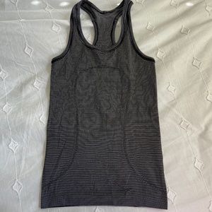 Lululemon Swiftly Tank Top Sz 2